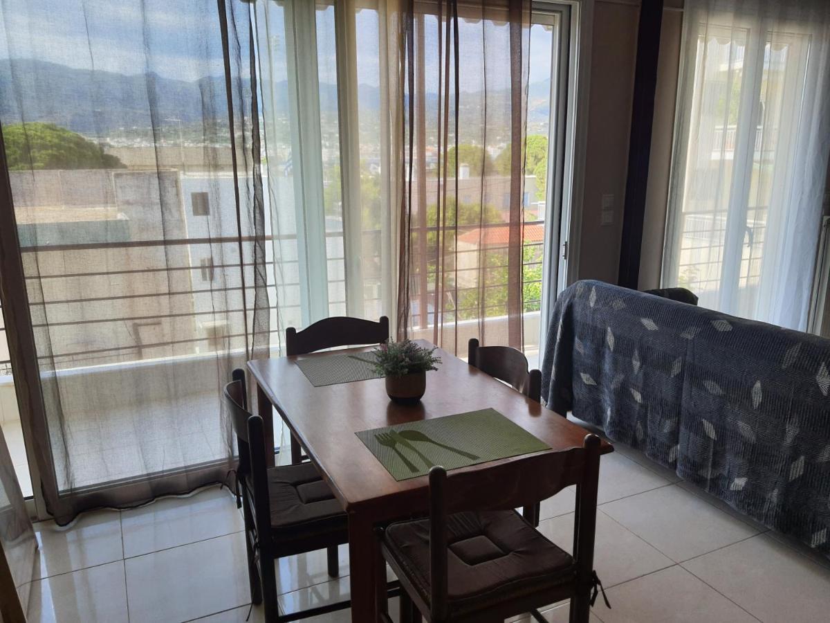 Seaside Beach Apartment 卡拉马塔 外观 照片